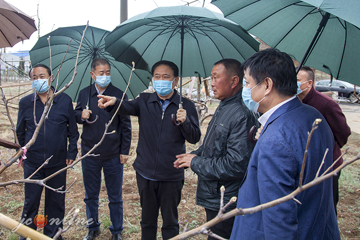 冯志亮深入高平调研