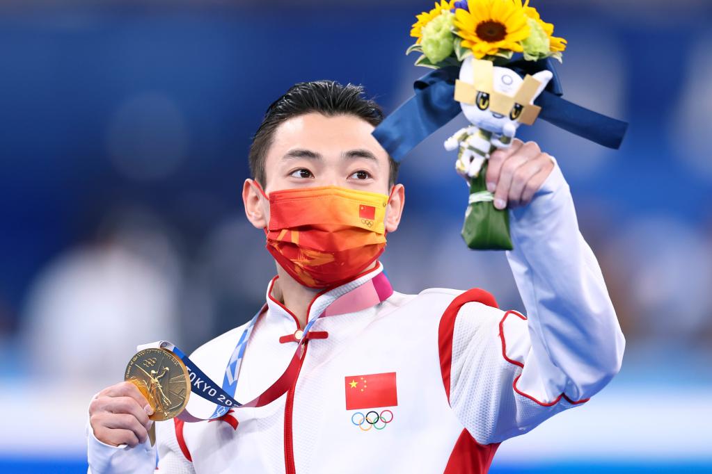 3日综合：体操打赢“翻身仗” 中国雄踞金牌榜