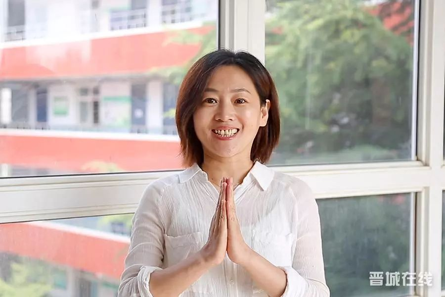 首页 动态信息 专题专栏 2019年中考专题 图片报道初三学生殷熠杰