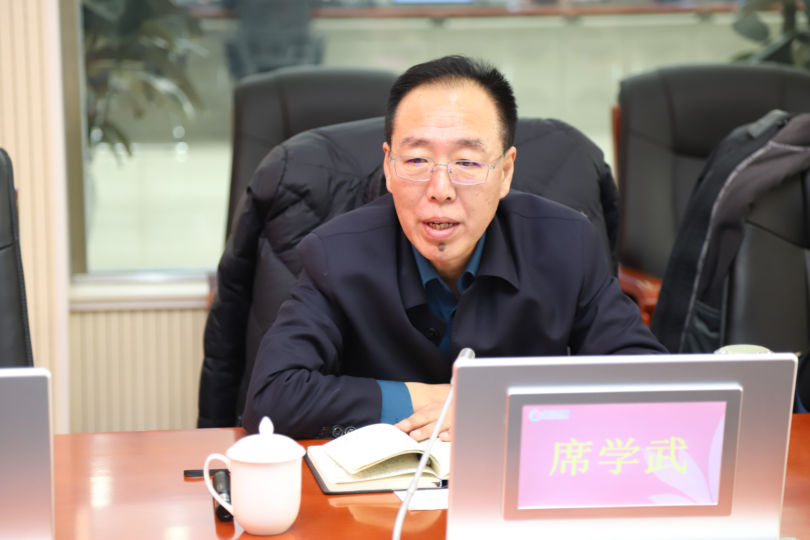 席学武深入玉溪煤矿开展安全监管工作