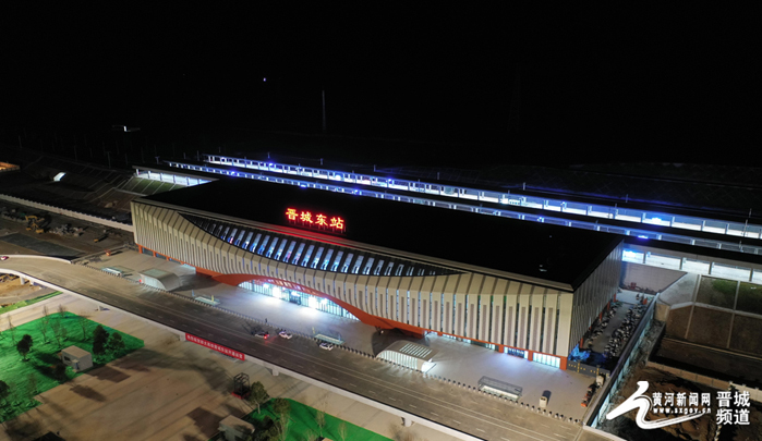 晋城东站夜景组图