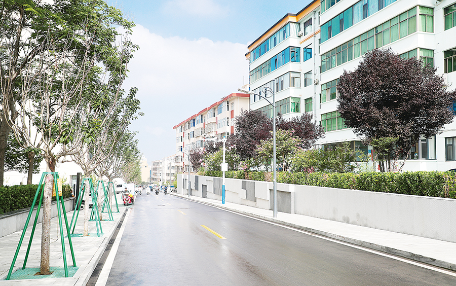 老巷焕新貌 百姓乐欢颜